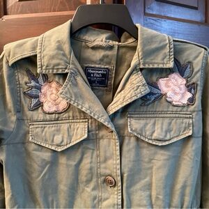 Abercrombie & Fitch Floral Applique Utility Jacket Olive Green Military Style S